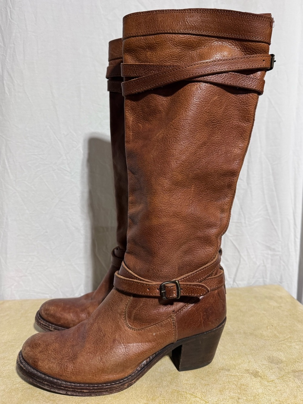 Frye brown leather heeled riding boots with straps buckles Size 6
